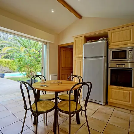 Tres Belle Avec Piscine * Biarriz